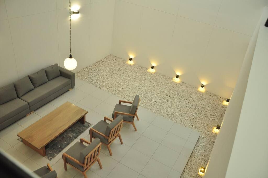 Modern House, With Excellent Location In Apartamento *