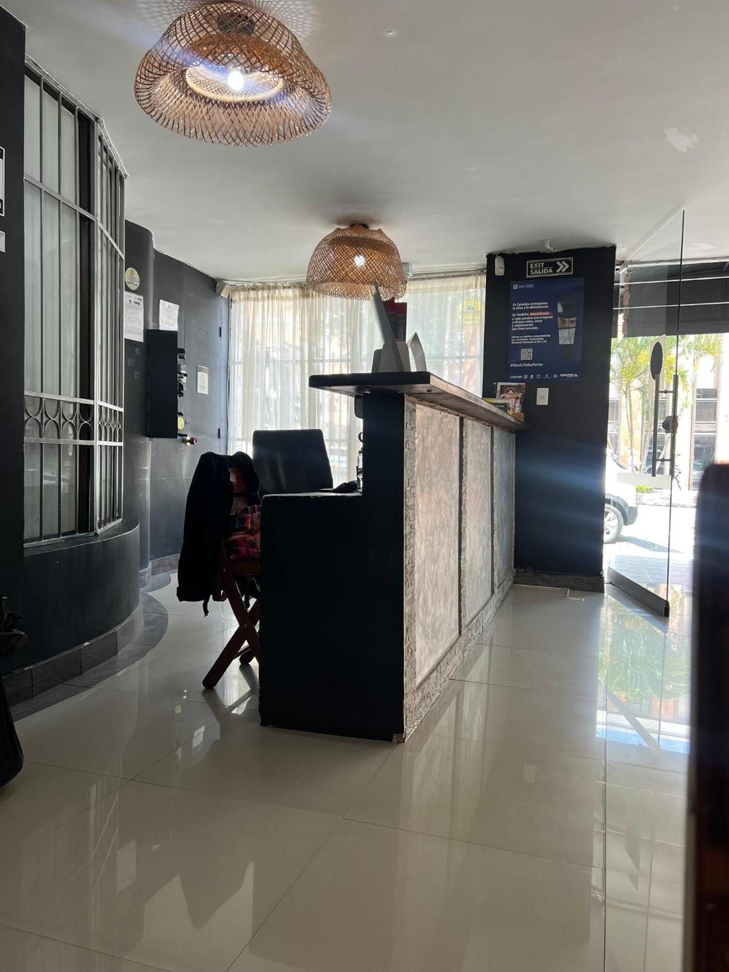 Saint John Hotel 3*