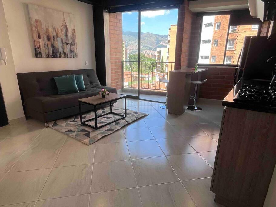 En Laureles-estadio Apartamento