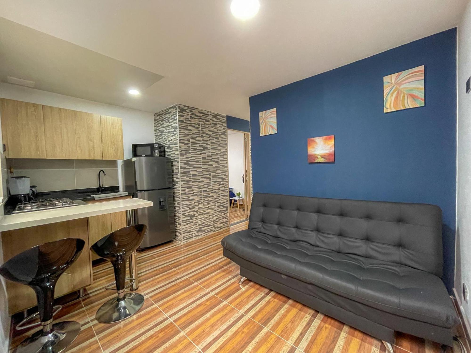 Pensión Casa Encanto, - Habitaciones, Laureles-america