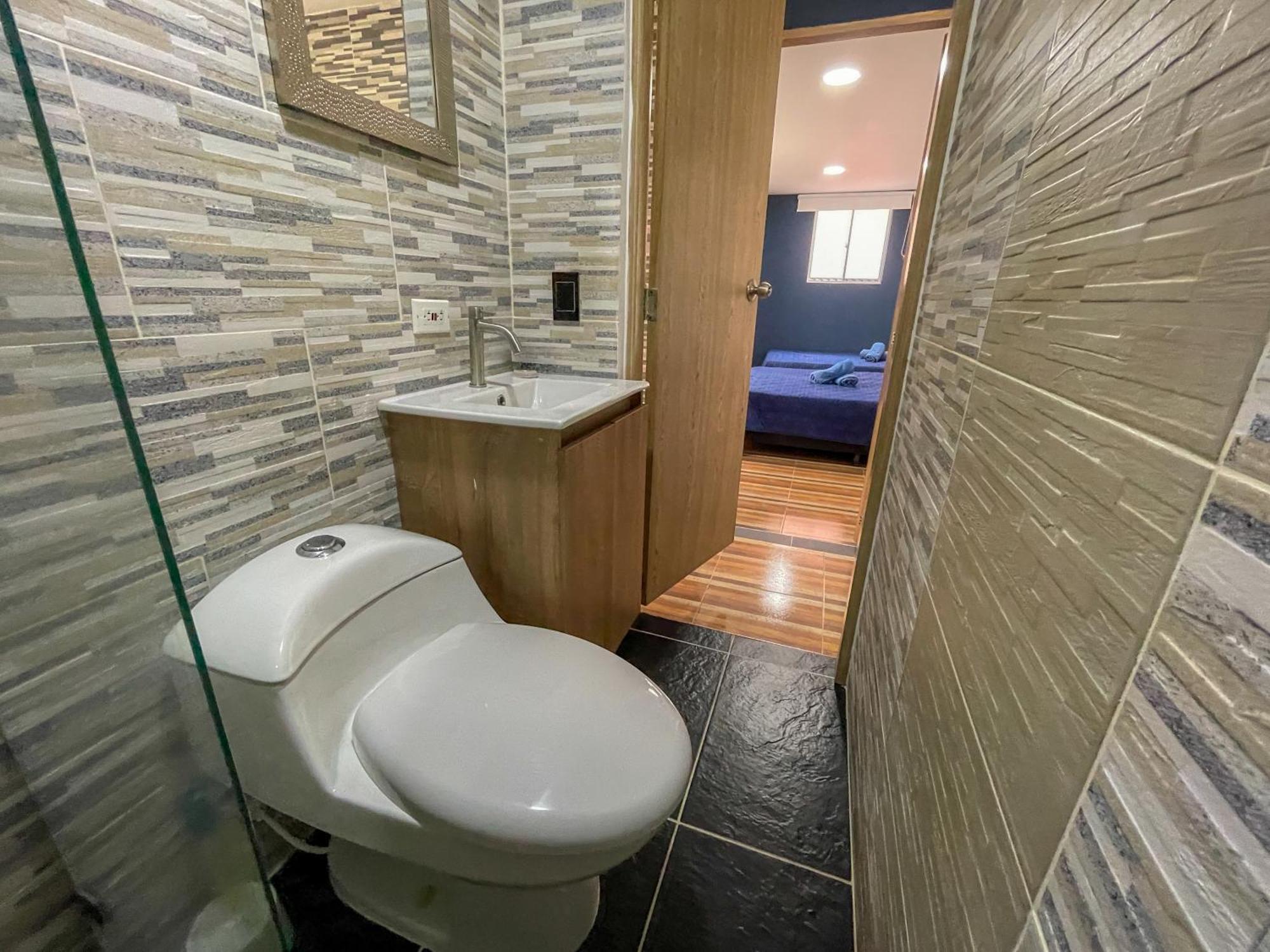 Casa Encanto, - Habitaciones, Laureles-america Medellín