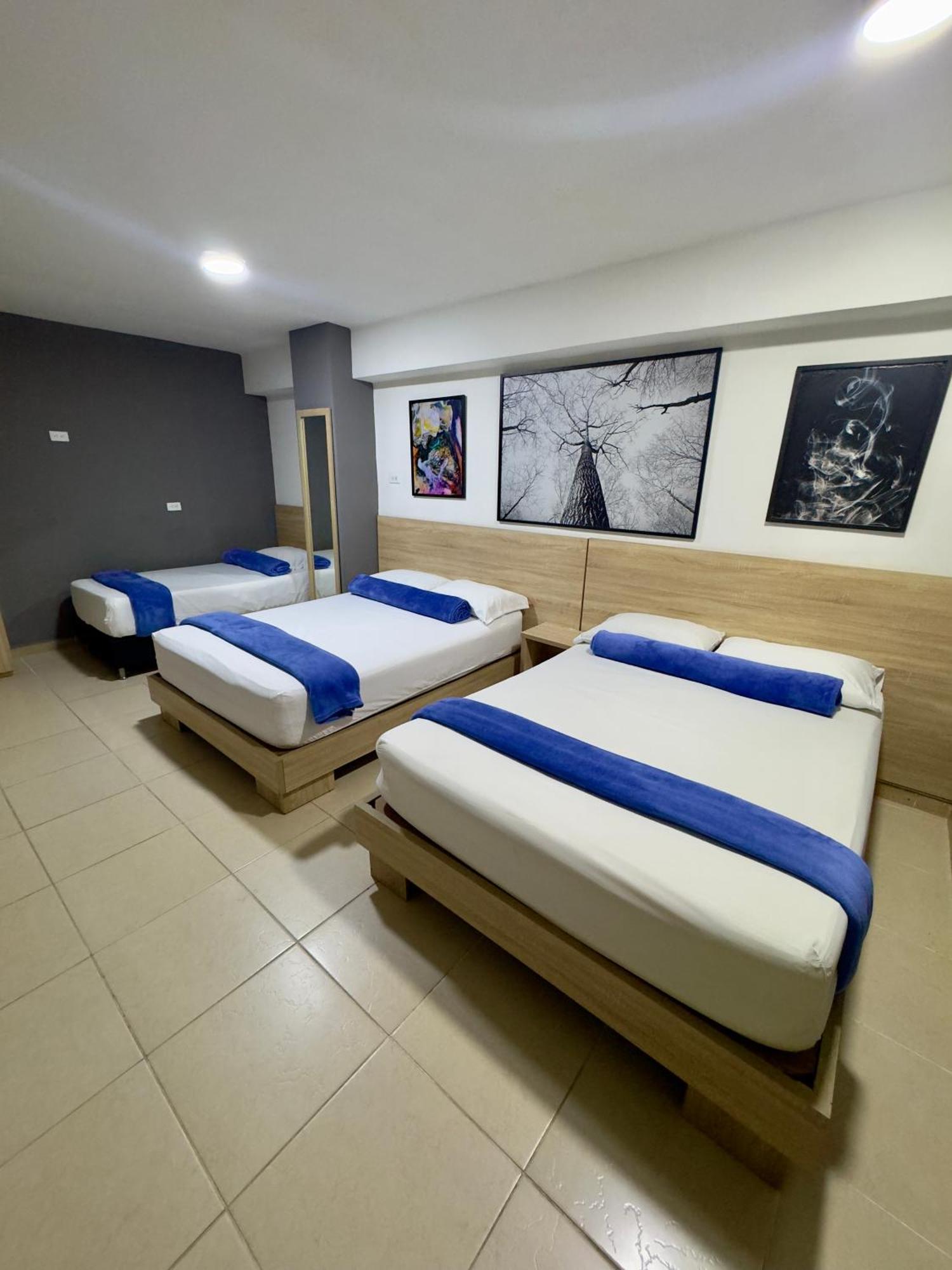Hotel Medellin Central 3*