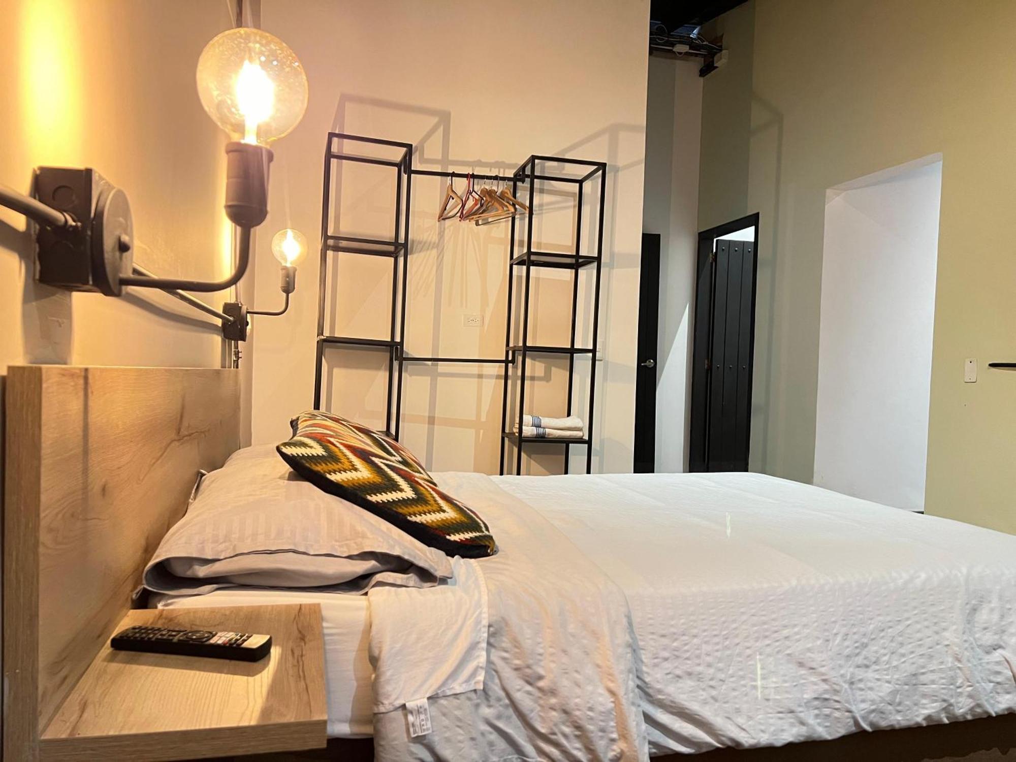 Apartamento Frn103 In Poblado Near Envigado *