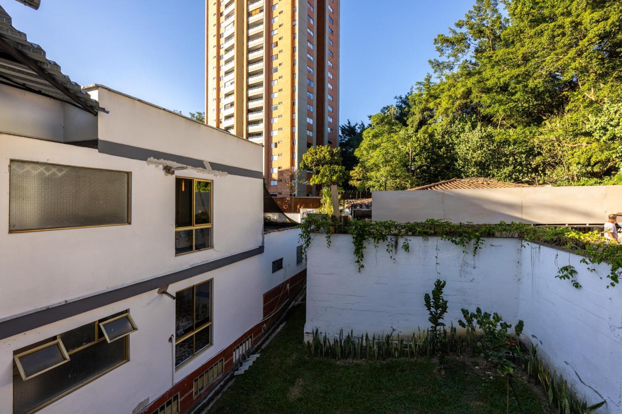 Apartamento El Poblado, La Frontera