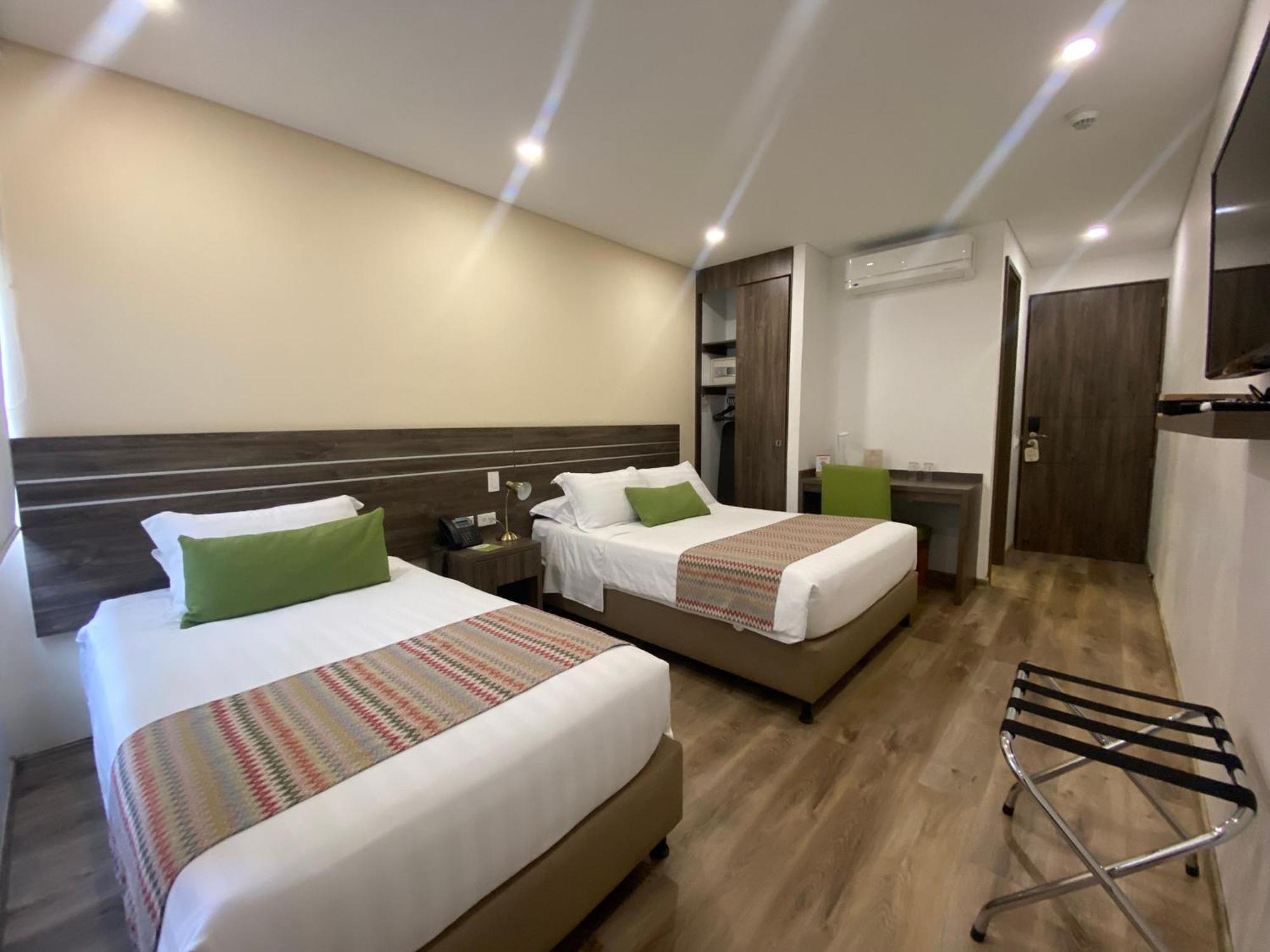 Hotel Ecohub 4*