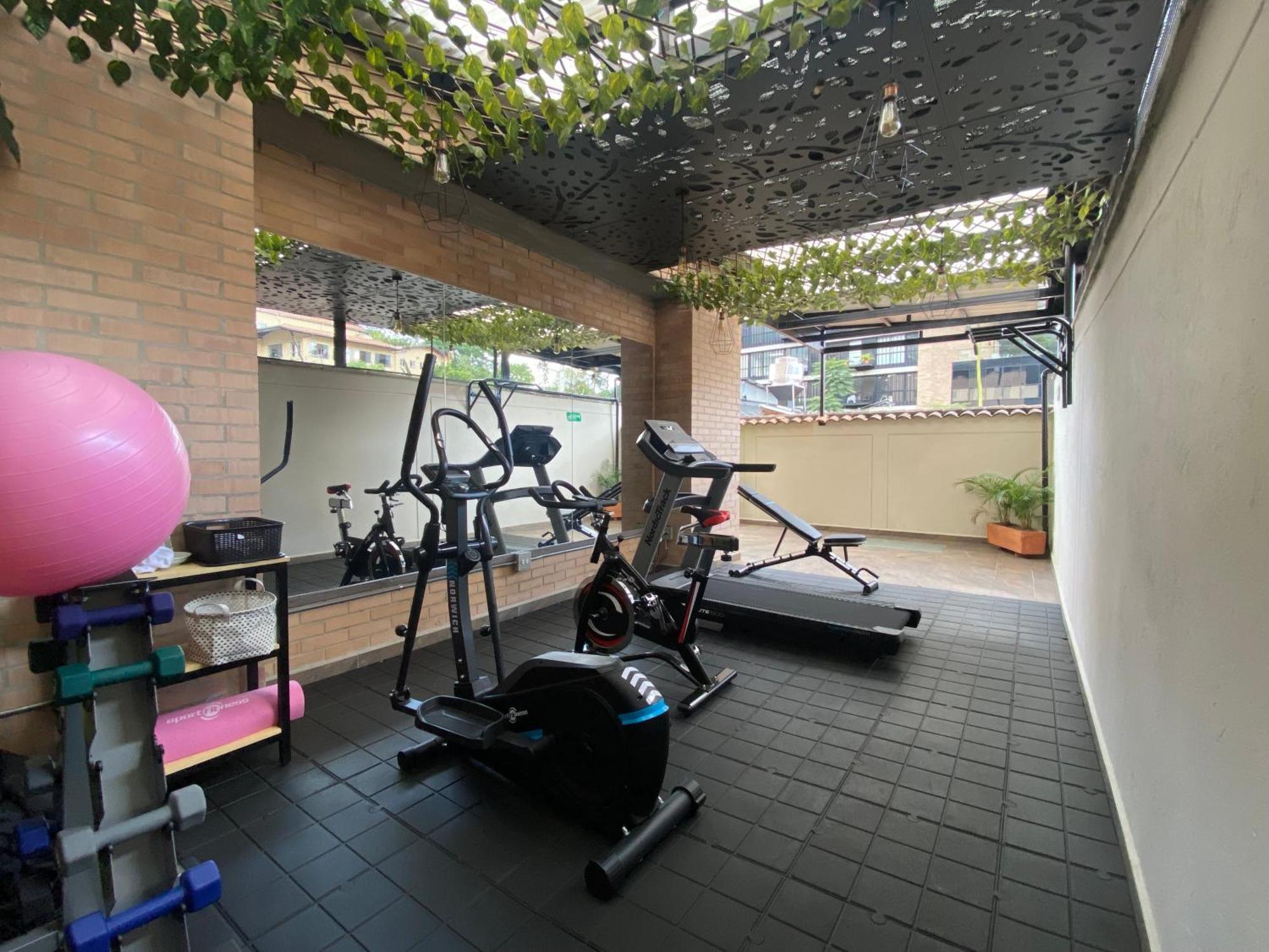 Ecohub Hotel