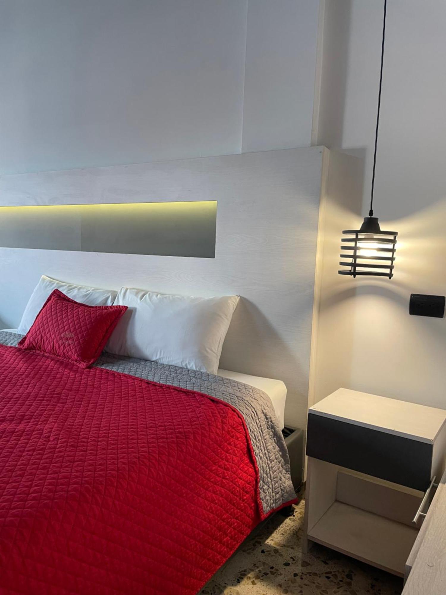 Ofix Hotel 3*