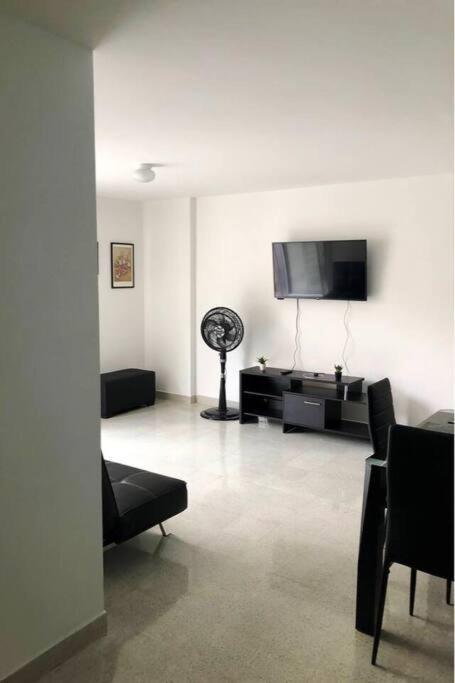 Apartamento Zona Rosa El Poblado 202 *