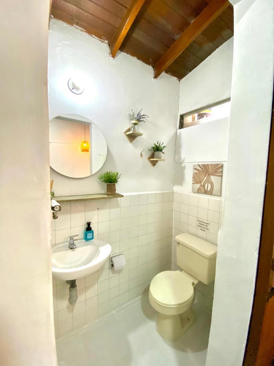 Hostal Spring