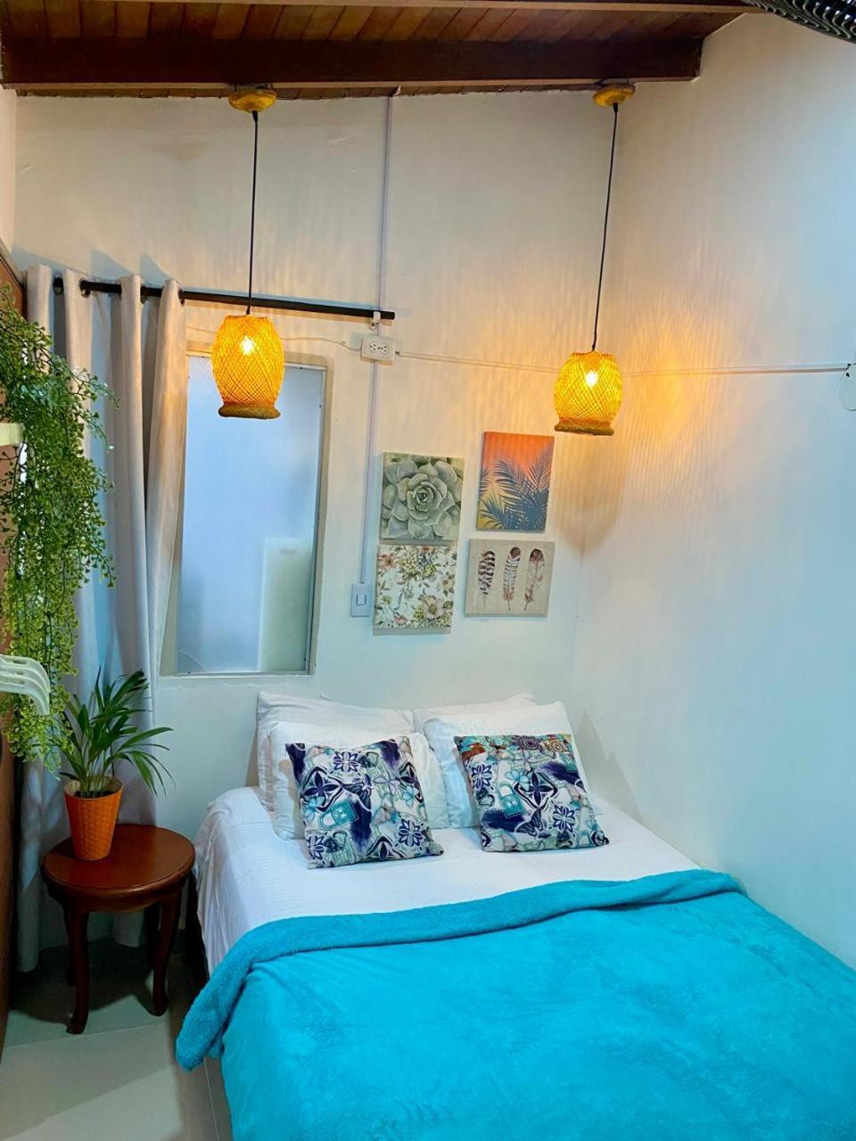 Hostal Spring