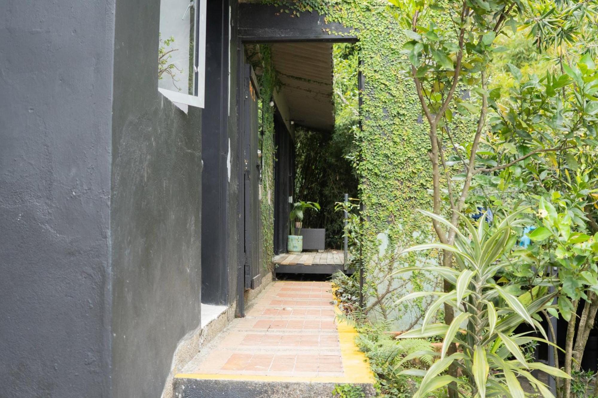 House In El Poblado Surrounded By Nature
