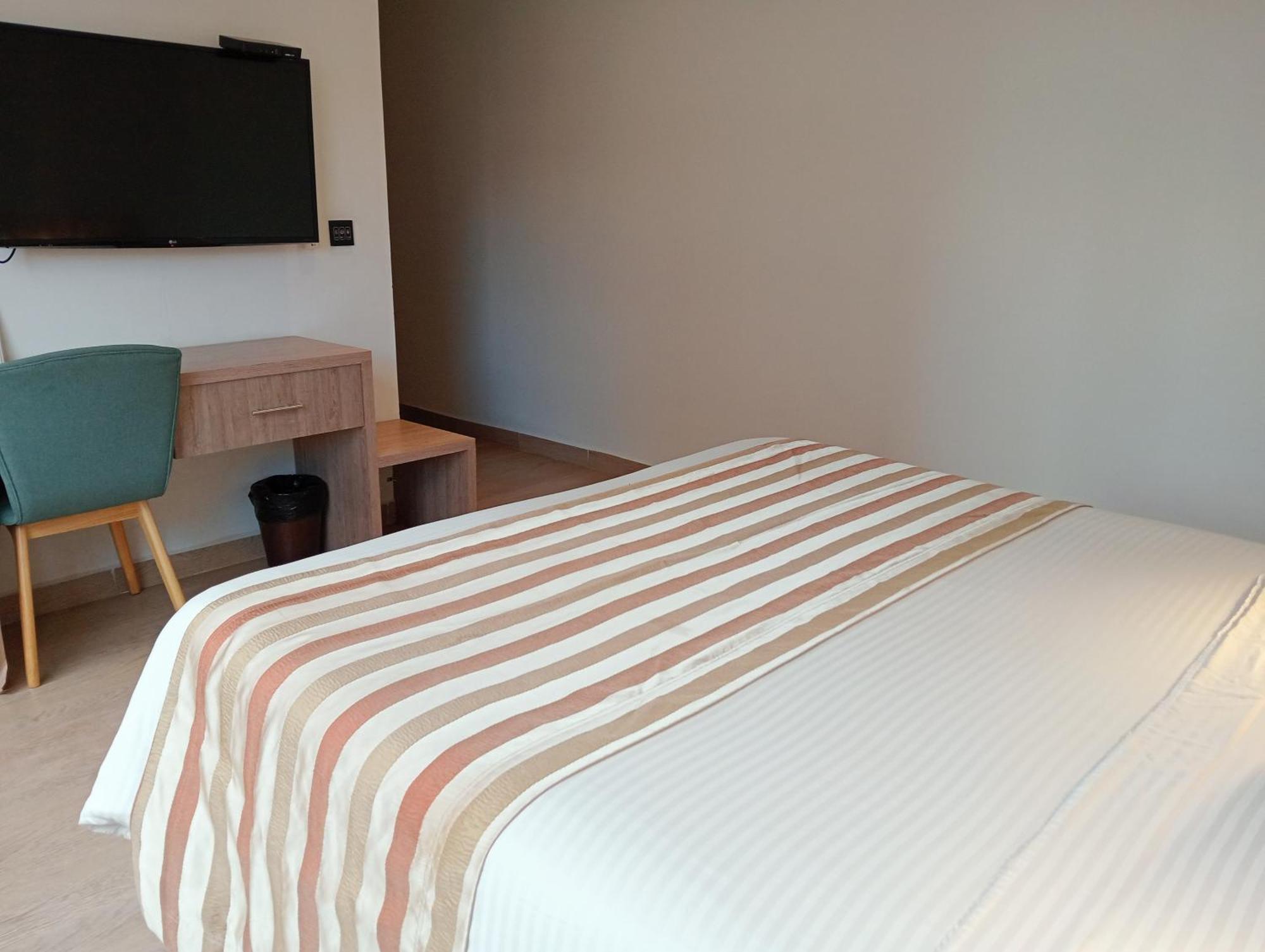 Lomas 10 By Dico 4* Medellin