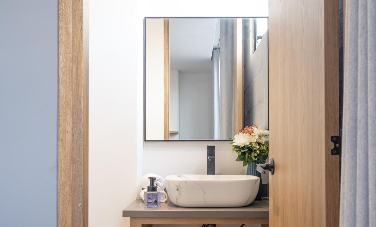 Chic And Cozy Stadio Rosa Negra Apartment Medellin