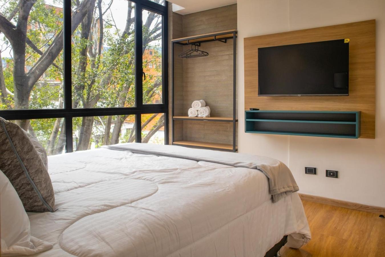 Stadios Cozy Rosa Negra Medellín