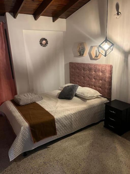 Casa La Victoria Alojamiento Completo Medellín