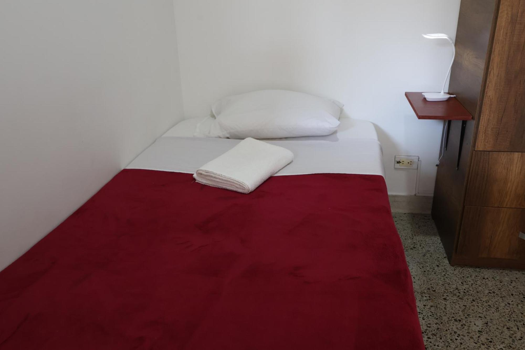 Living Poblado Manila 301 G Hab Doble Con Bano
