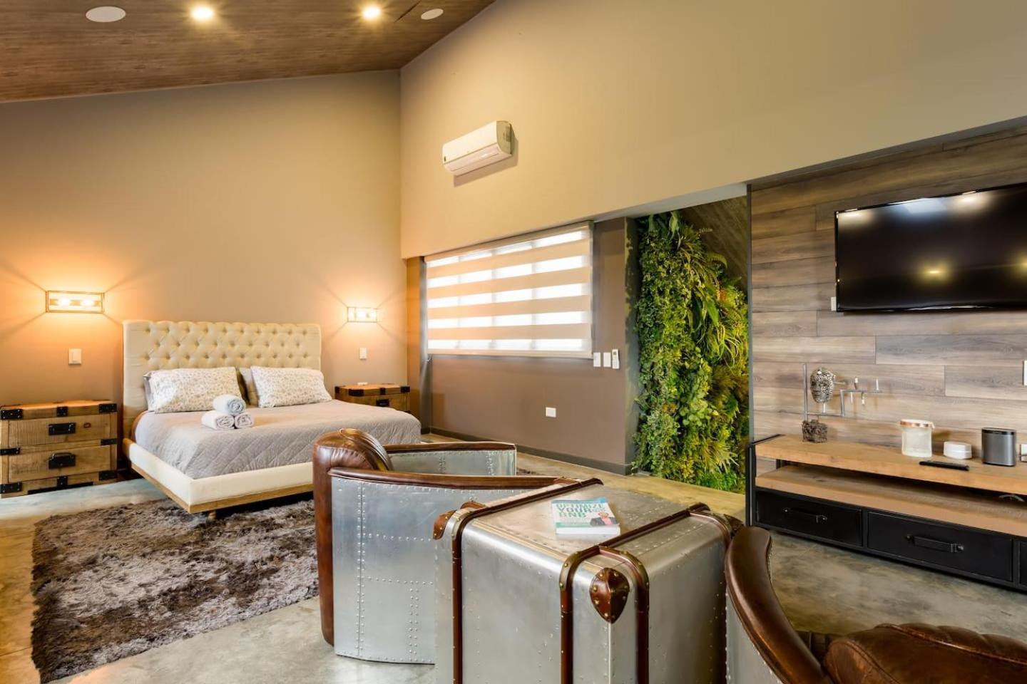 The Belmonte Penthouse Hotel