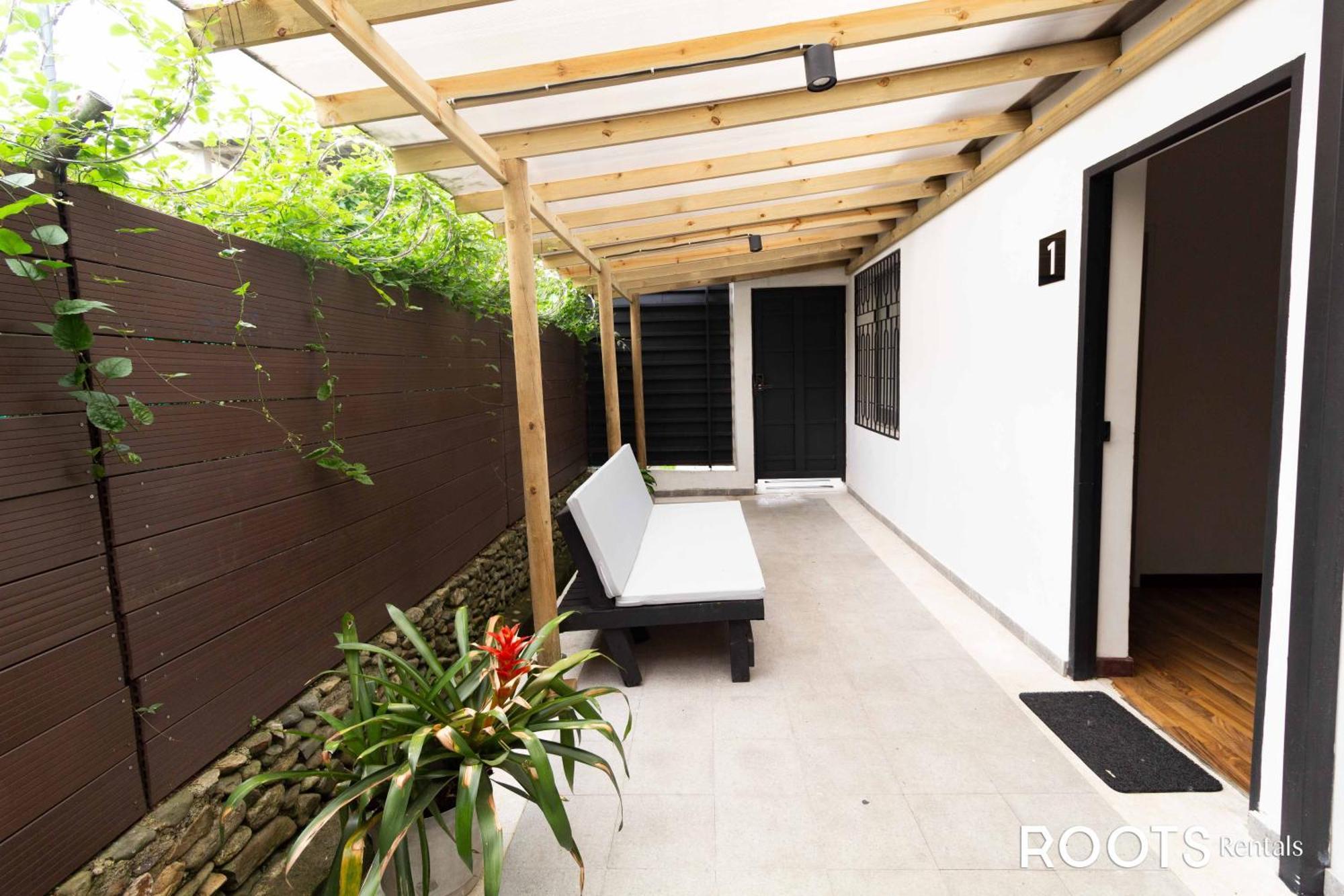 Que Permite Mascota En A103 By Roots *