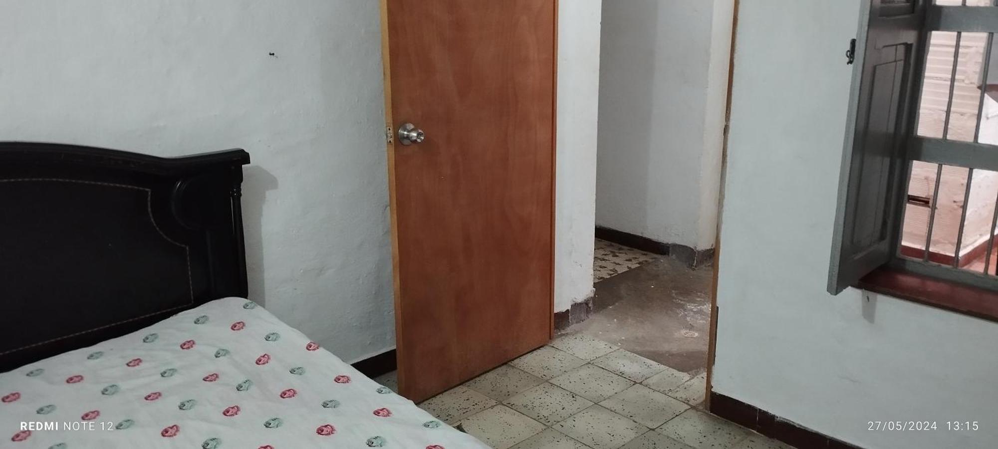 Habitación en casa particular Arriendo Por 1 Ano Completo Fijo Habitacion A Persona Sola En El Barrio El Salvador Medellín