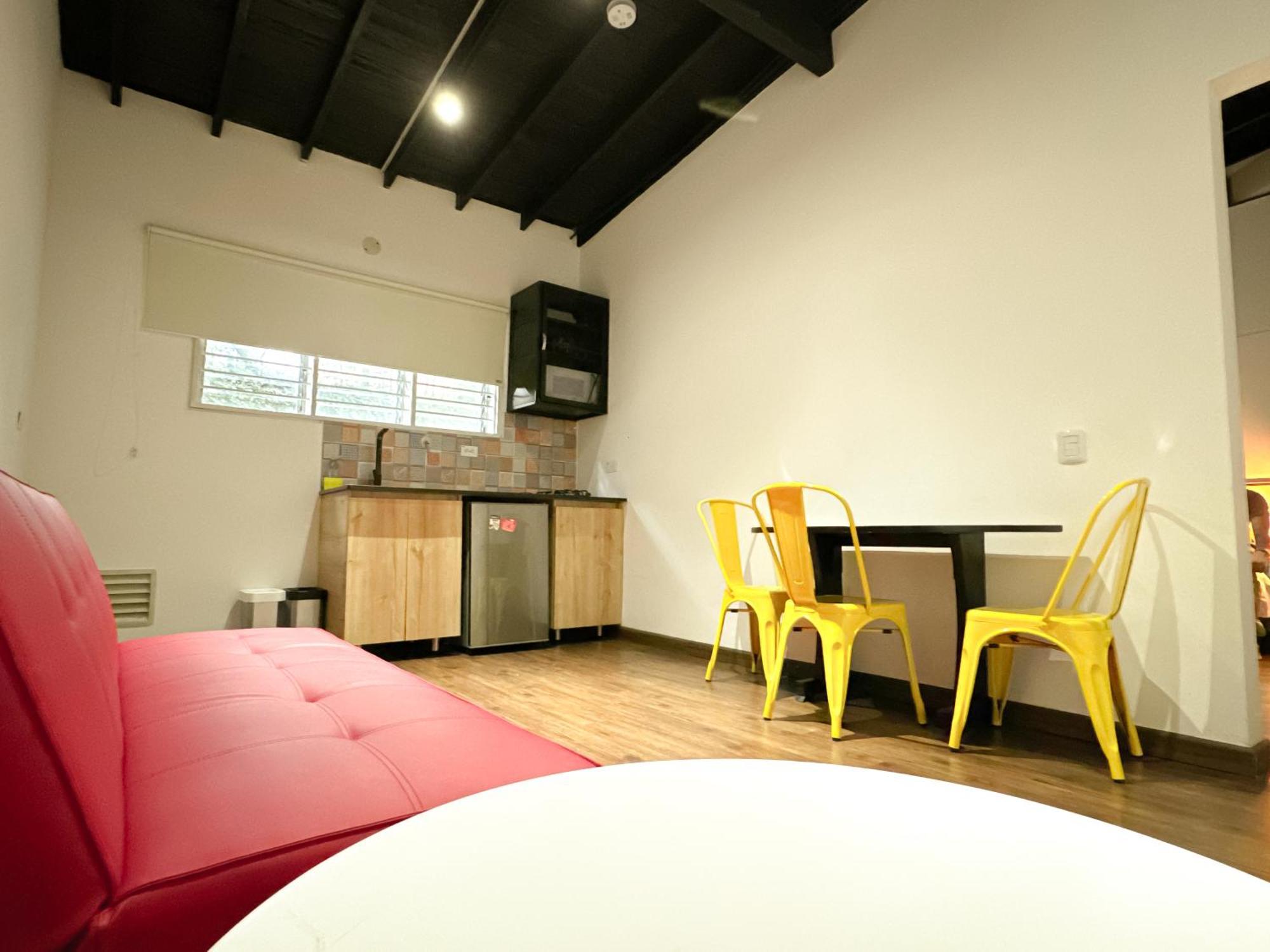Frn103 In Poblado Near Envigado * Medellín