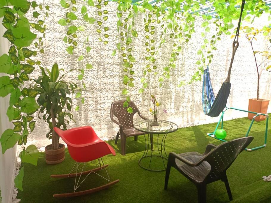 Excepcional Casa Privada Familias Y Grupos - Excelente Ubicacion * Medellín