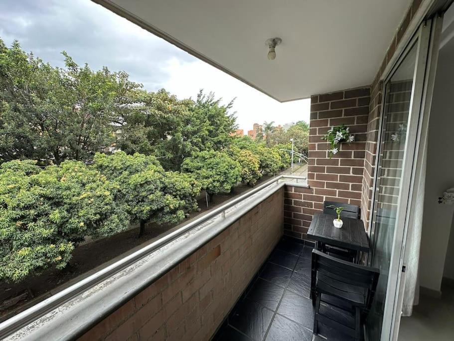Nuevo Laureles- La 70 Apartamento