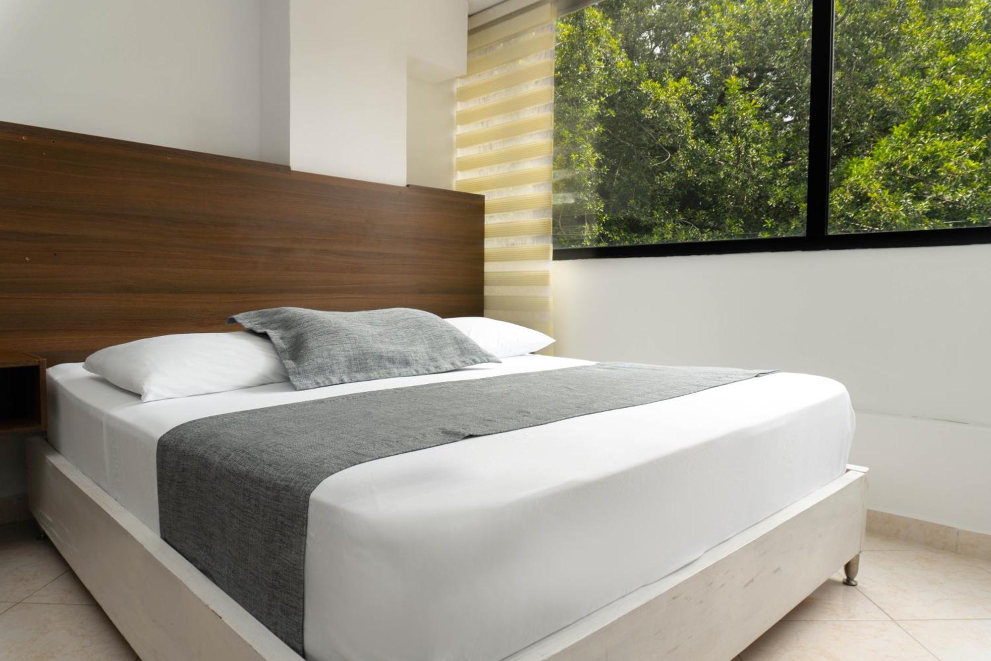 Hotel Palo Alto Laureles 2*