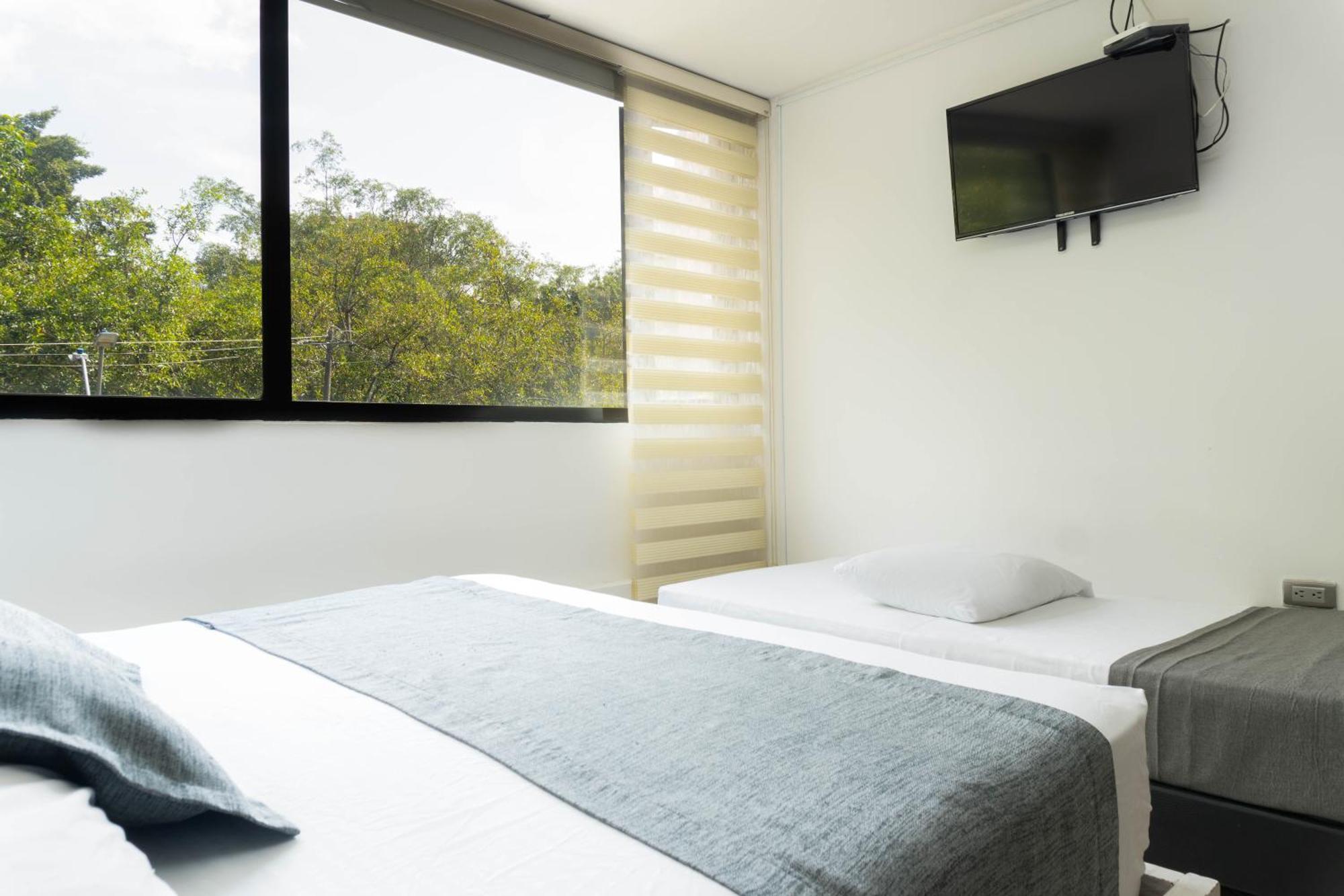 Palo Alto Laureles 2*