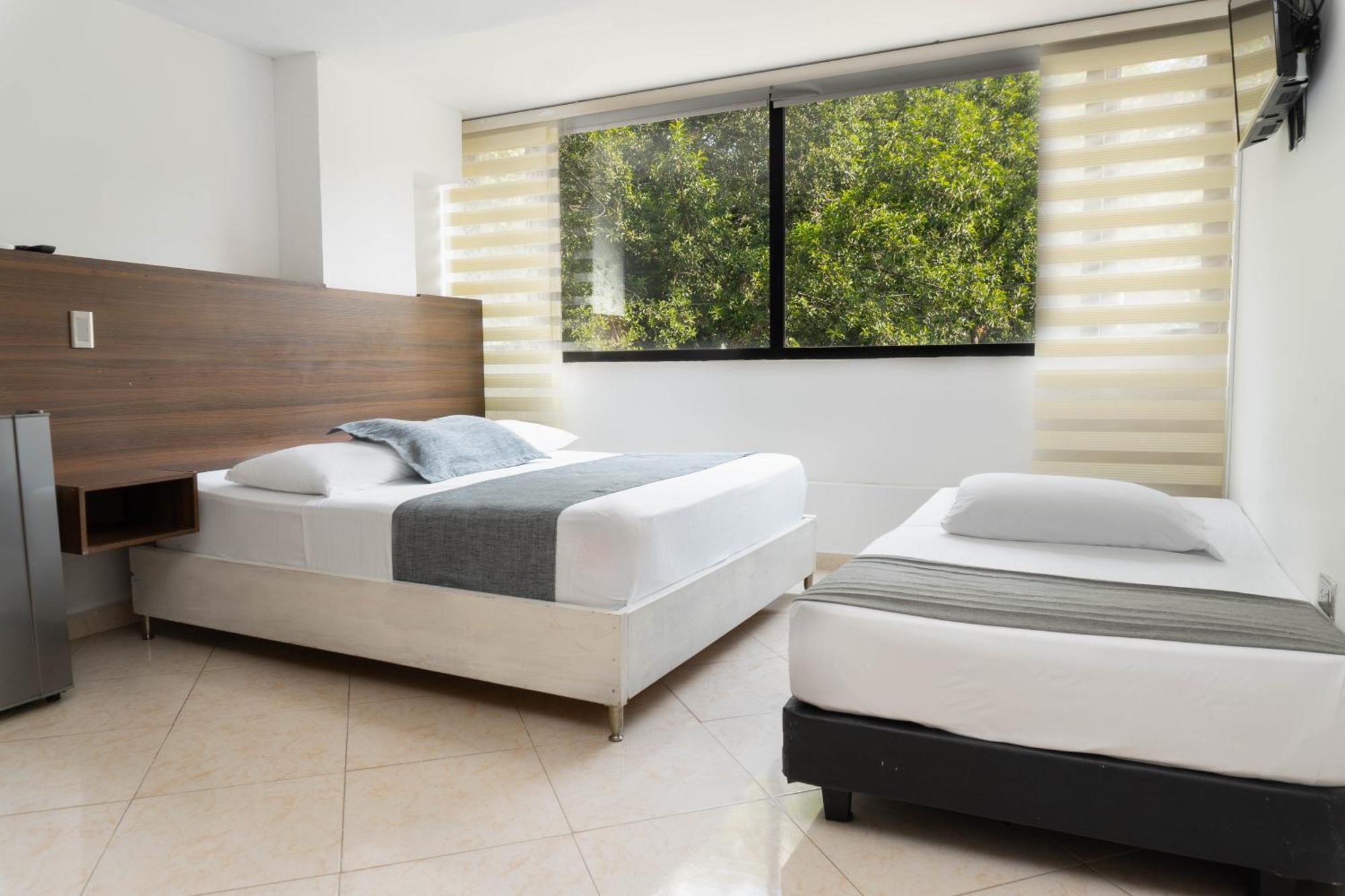 Palo Alto Laureles 2*