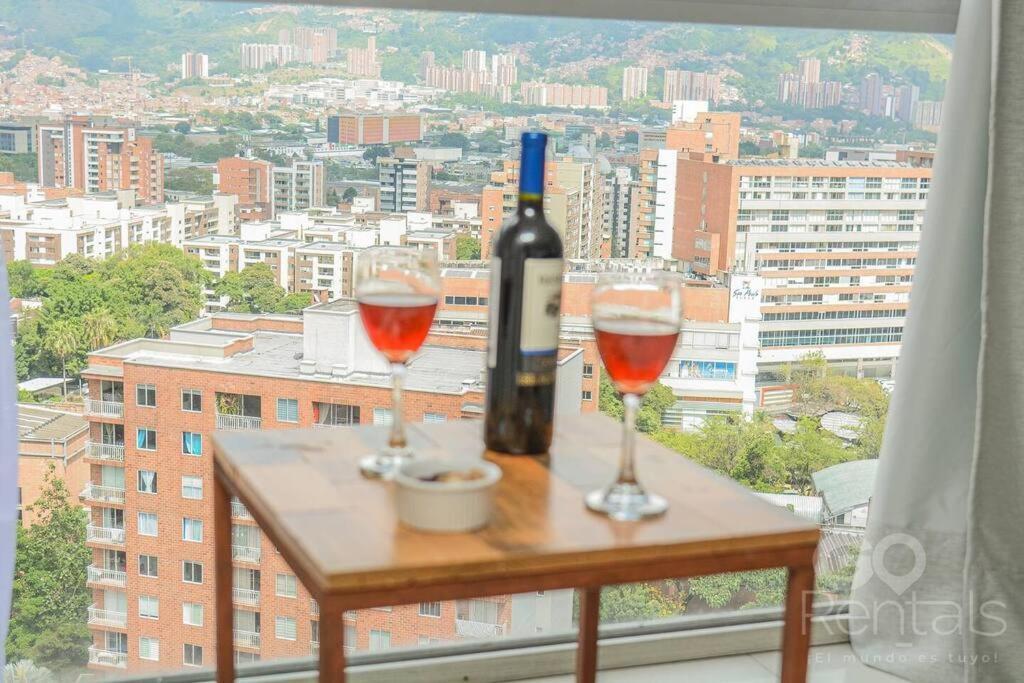 Charming Decor & Stunning Views Poblado Apartamento Medellín