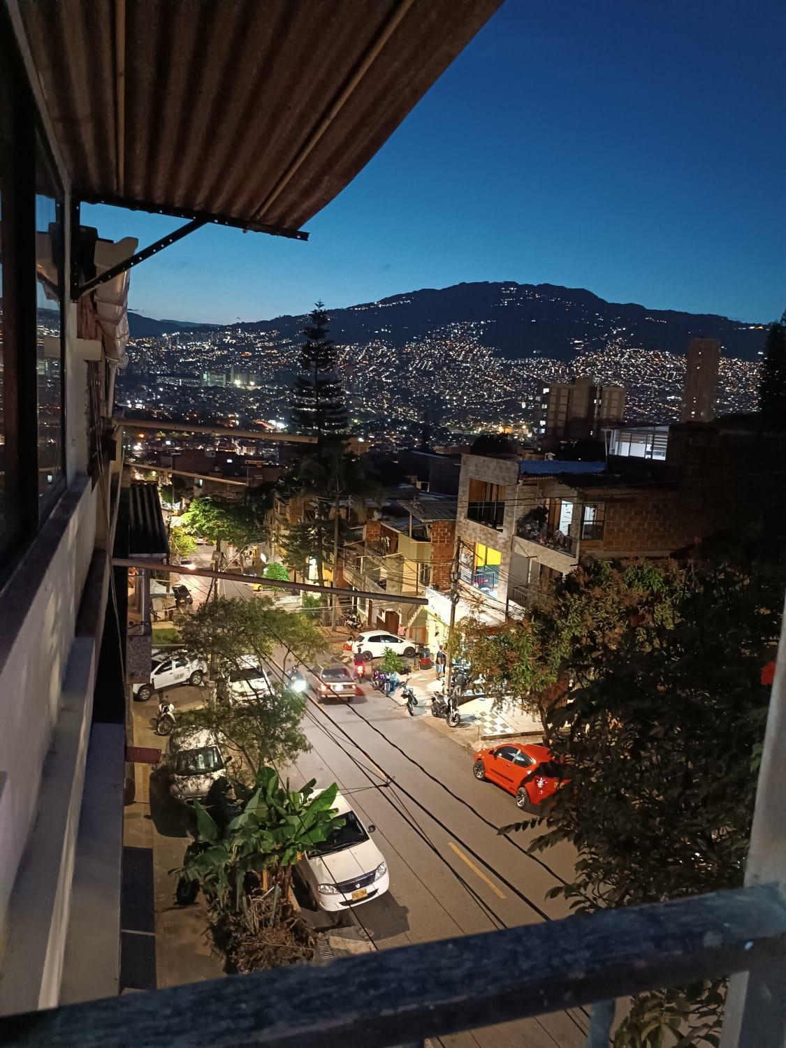 Pensión Campo Valdes Park Medellín