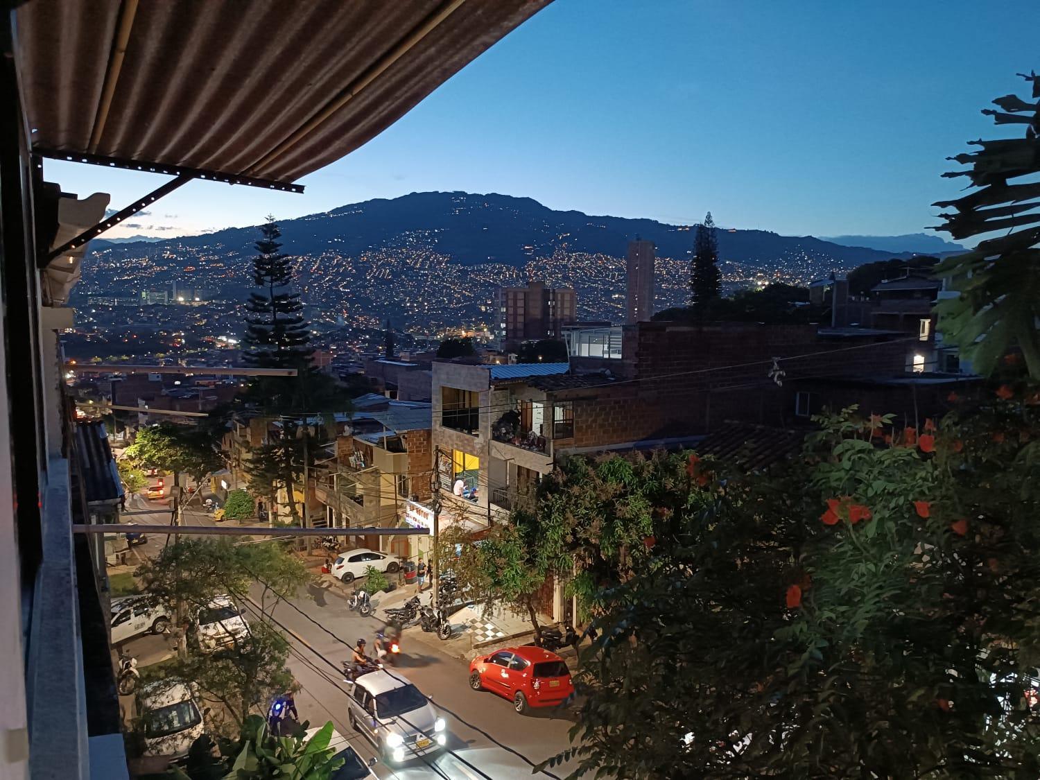 Campo Valdes Park Pensión Medellín