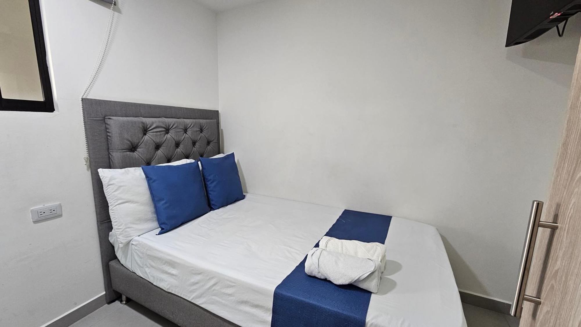 Pensión Andaliving Campo Valdés Medellín