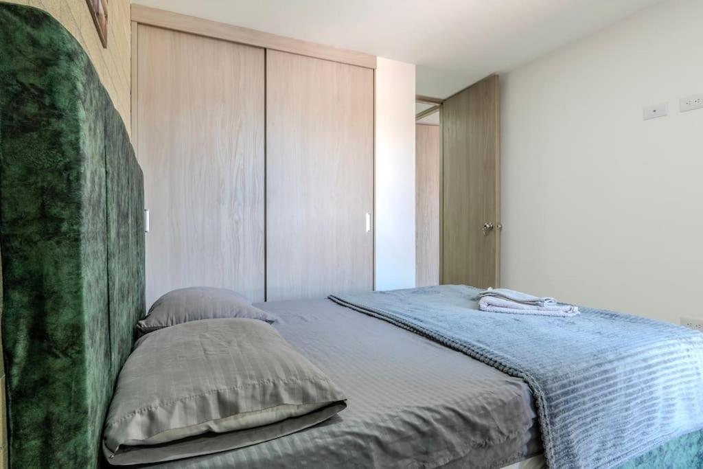 En Laureles 2br Con Rooftop Y Piscina 702 Apartamento Medellín