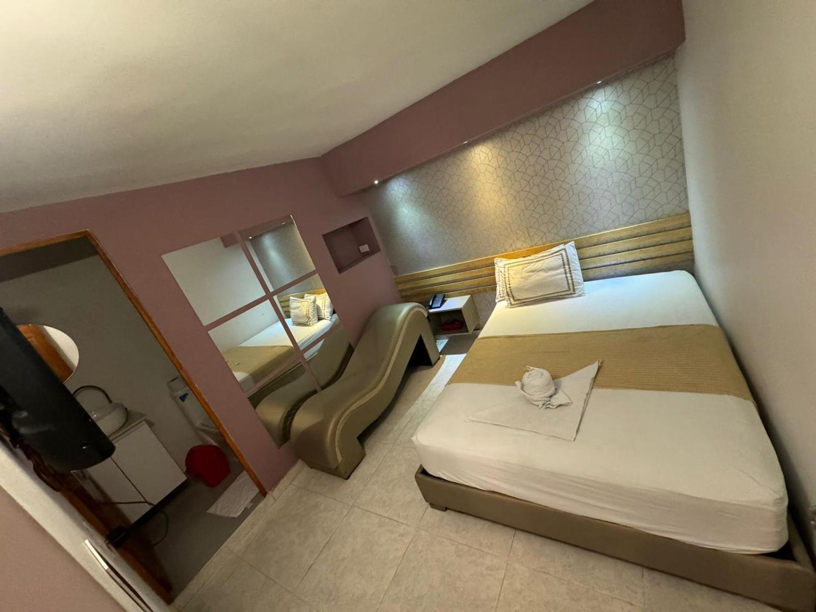 Atlantis Luxury Hotel