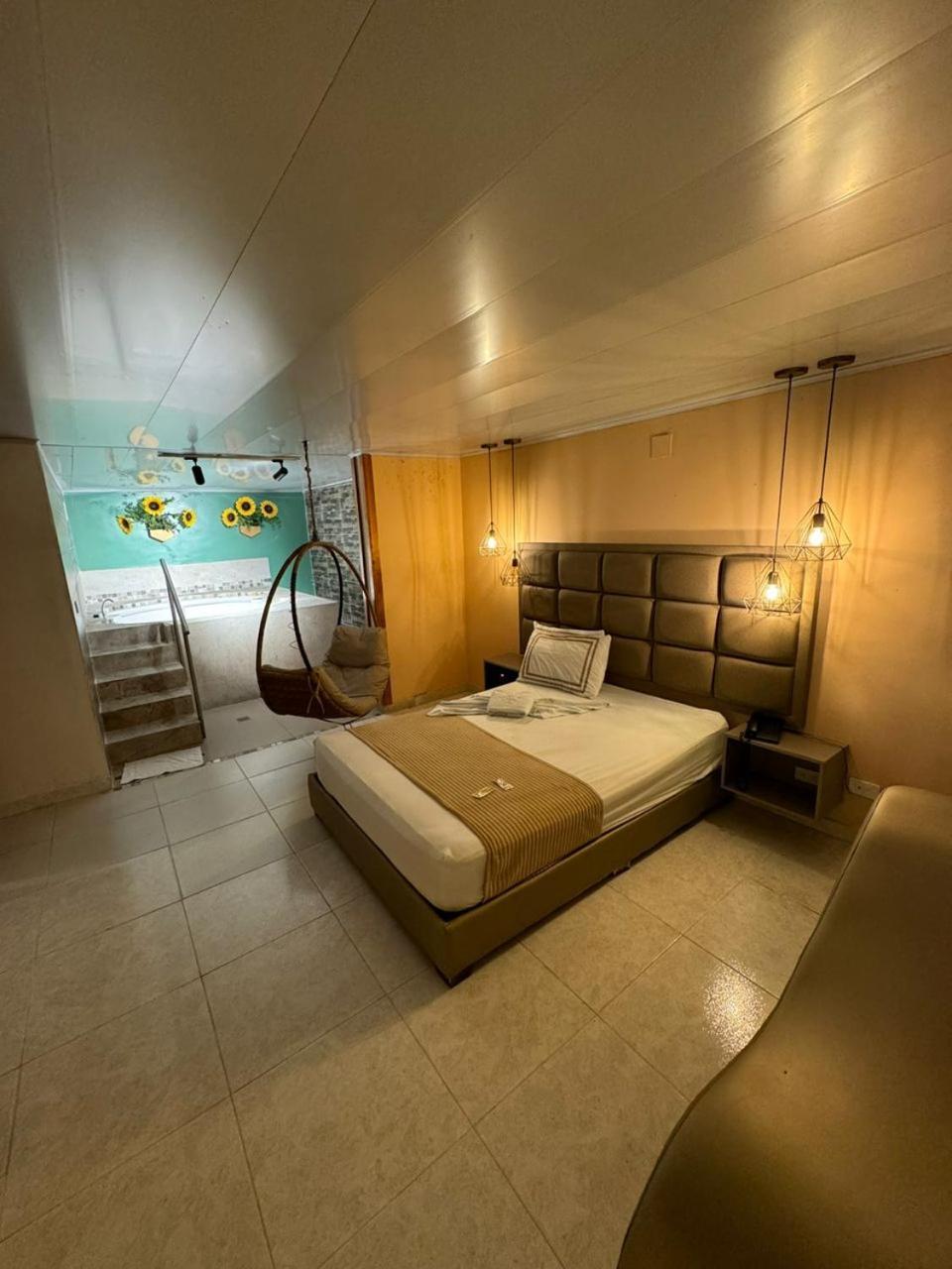 Atlantis Luxury 3* Medellín