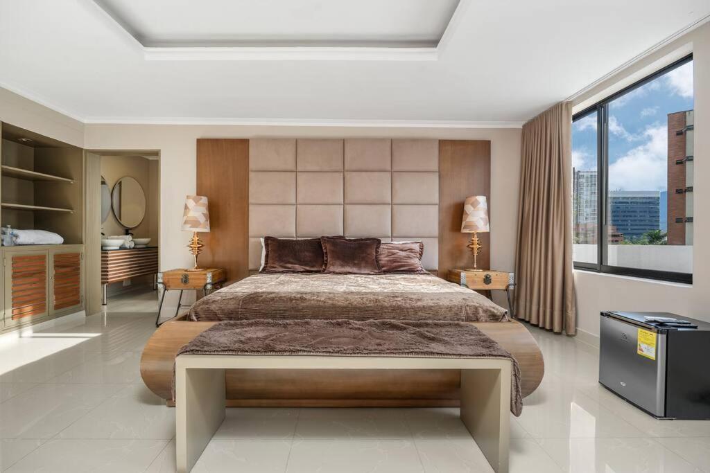 White House Poblado Holiday home *