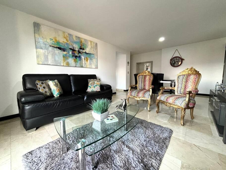 Magical Laureles Apartamento *