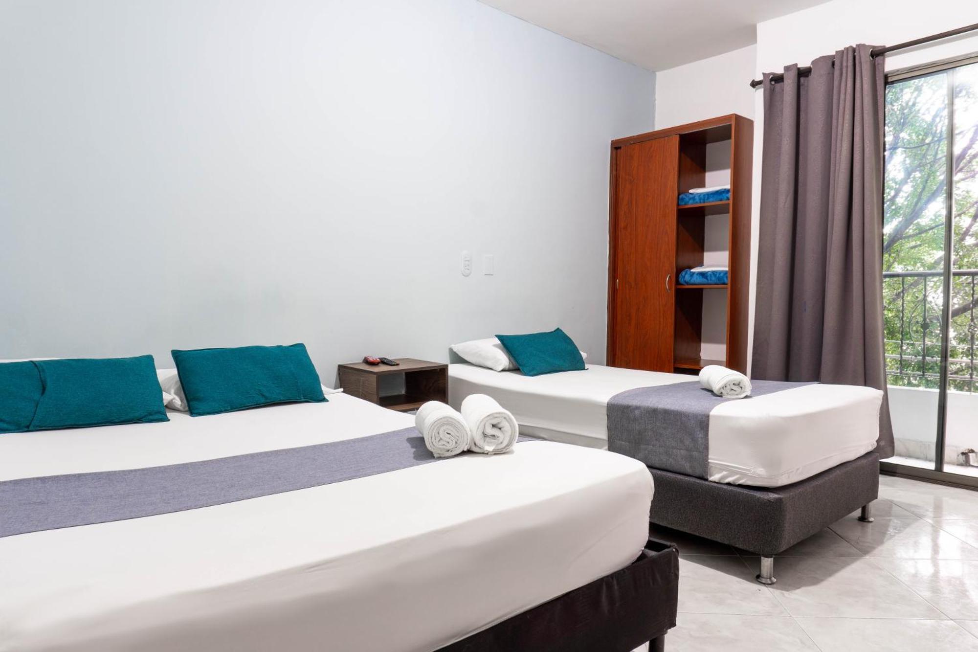 Ayenda 1228 Balcones De La 70 Medellin
