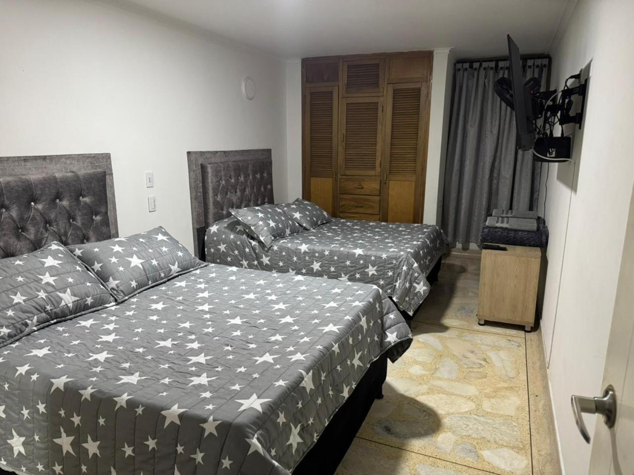 Amobladas Laureles 1 * Medellín
