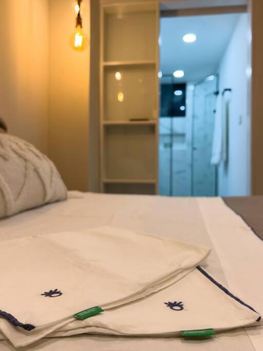 Apartamento Cozy In Vibrant And Trendy Manila