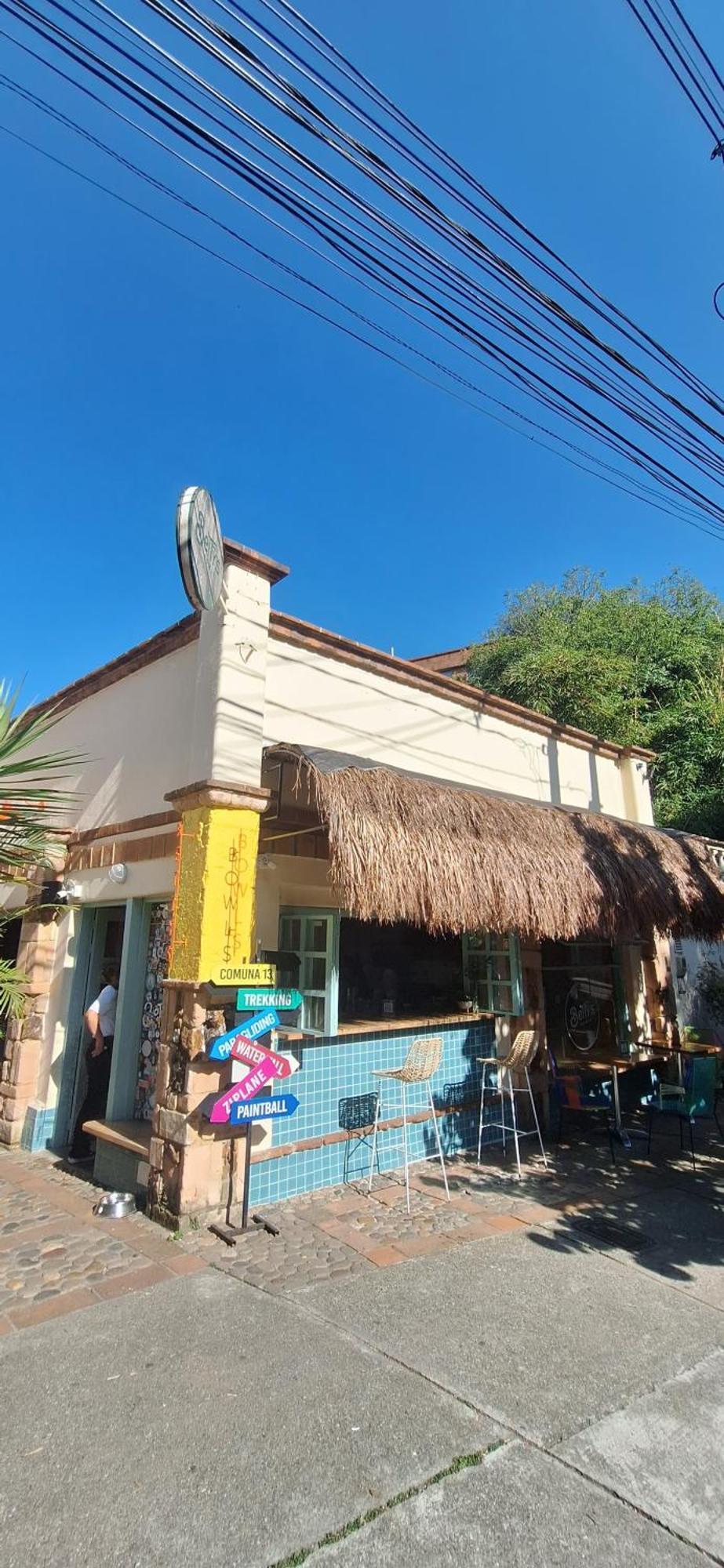 Yolo Hostal