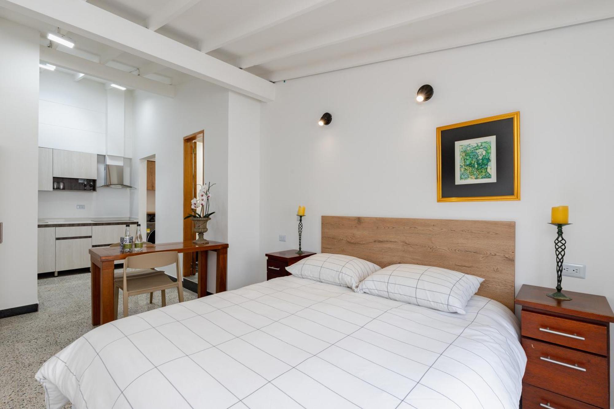 Hermosos Aptos En Patio Bonito, Poblado Apartamento
