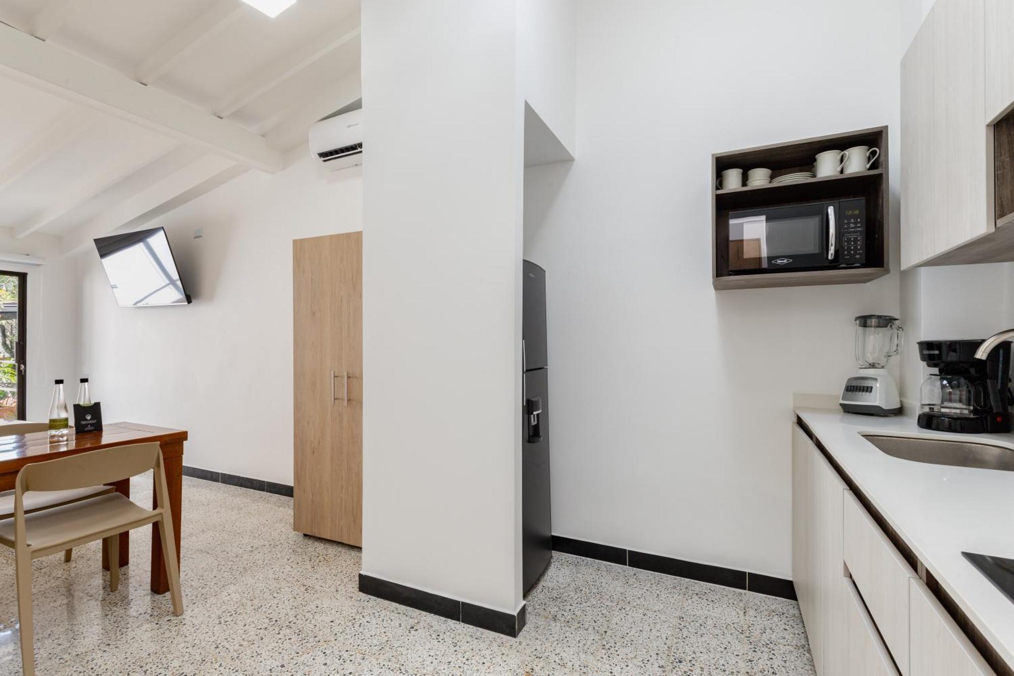 Hermosos Aptos En Patio Bonito, Poblado Apartamento