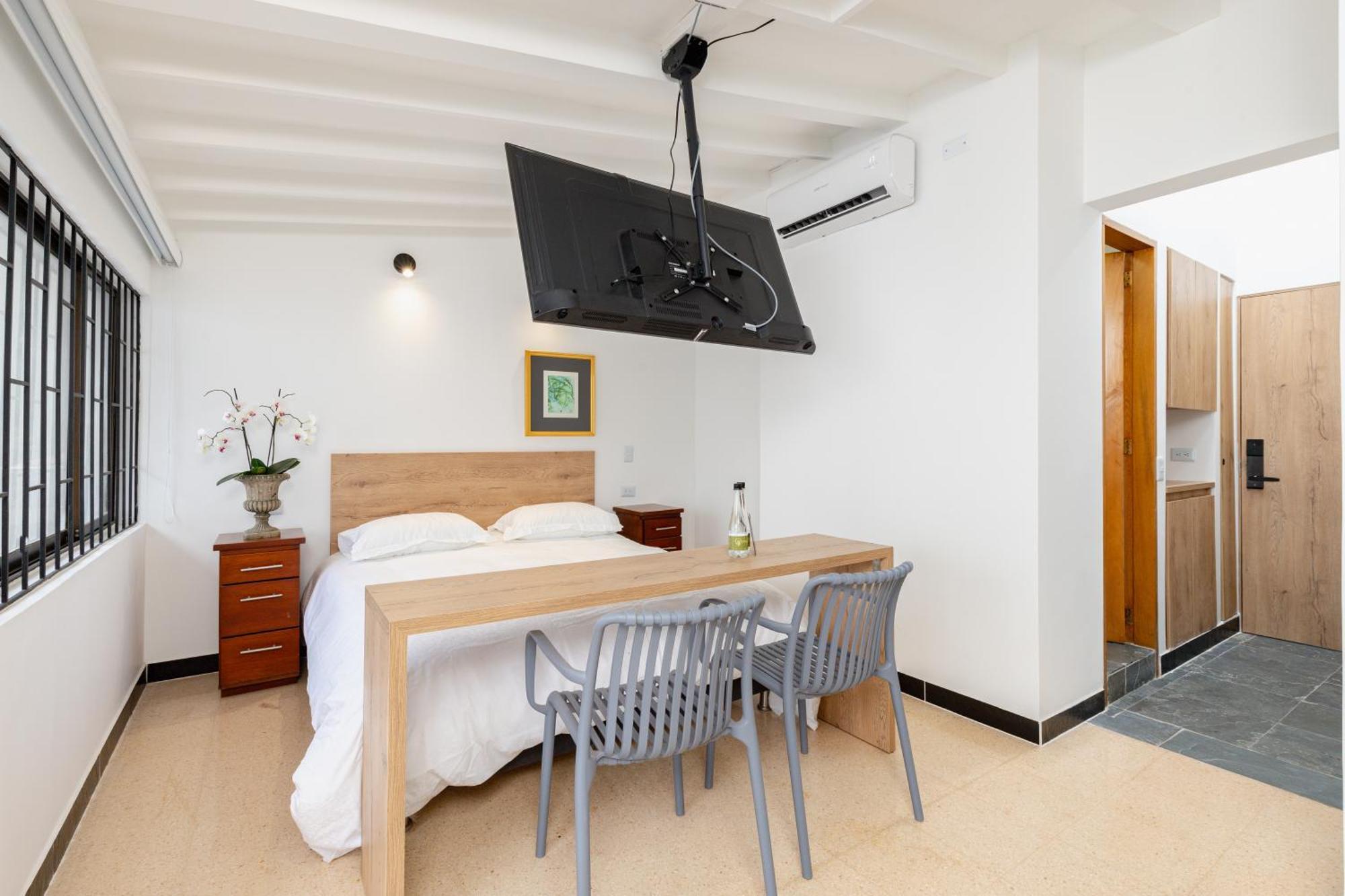 Apartamento Hermosos Aptos En Patio Bonito, Poblado Medellín