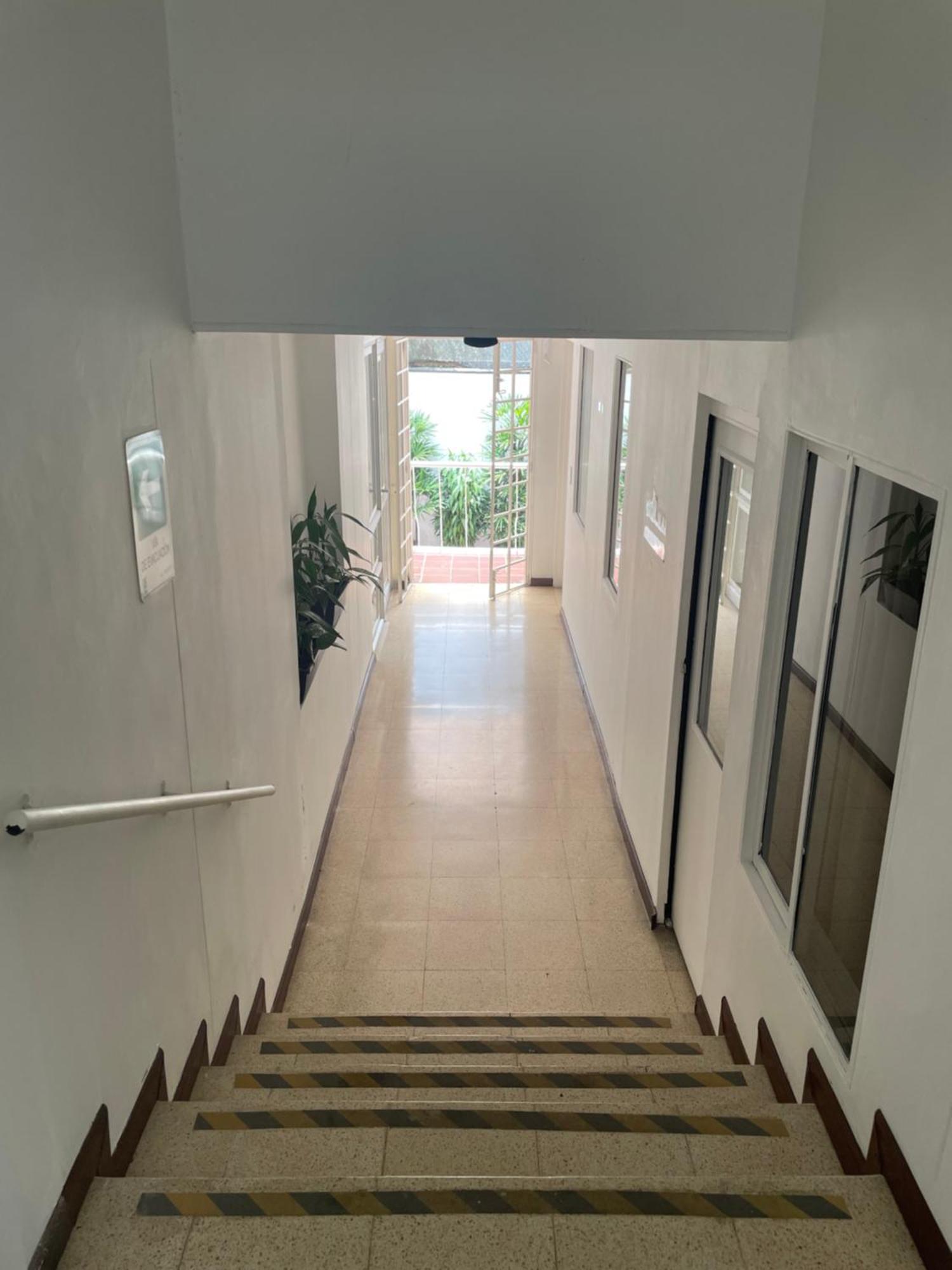 Lleras Calle 8 Hostal
