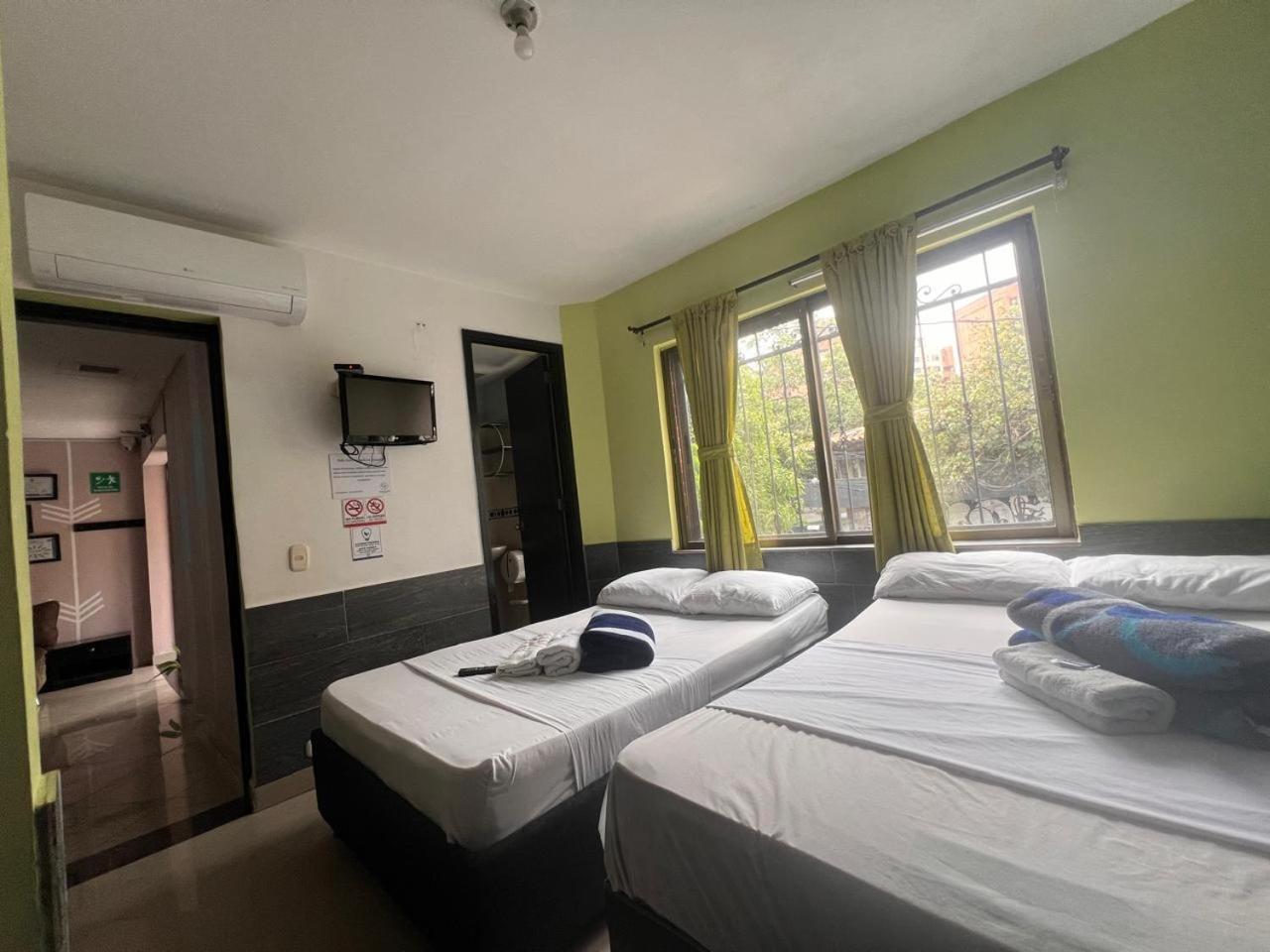 Laureles Hotel