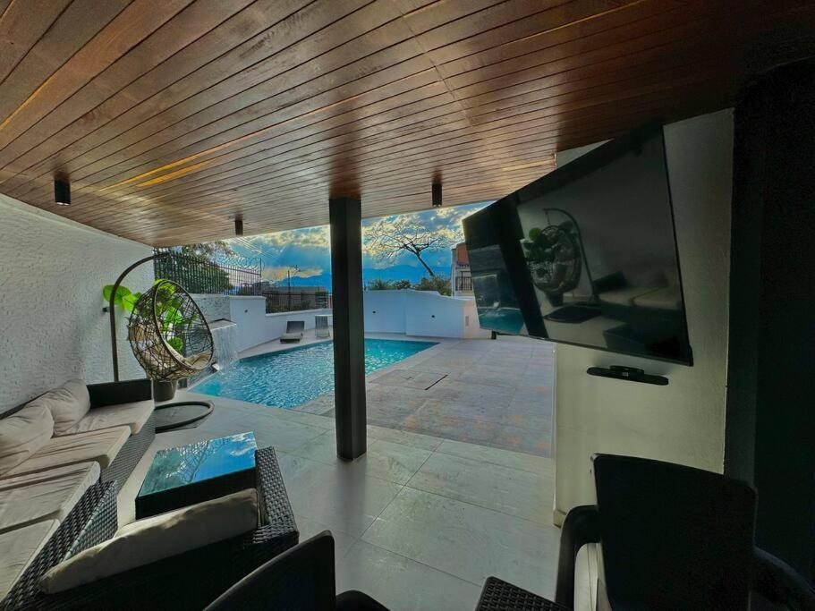 Villa Mansion Moderna Poblado-piscina- *