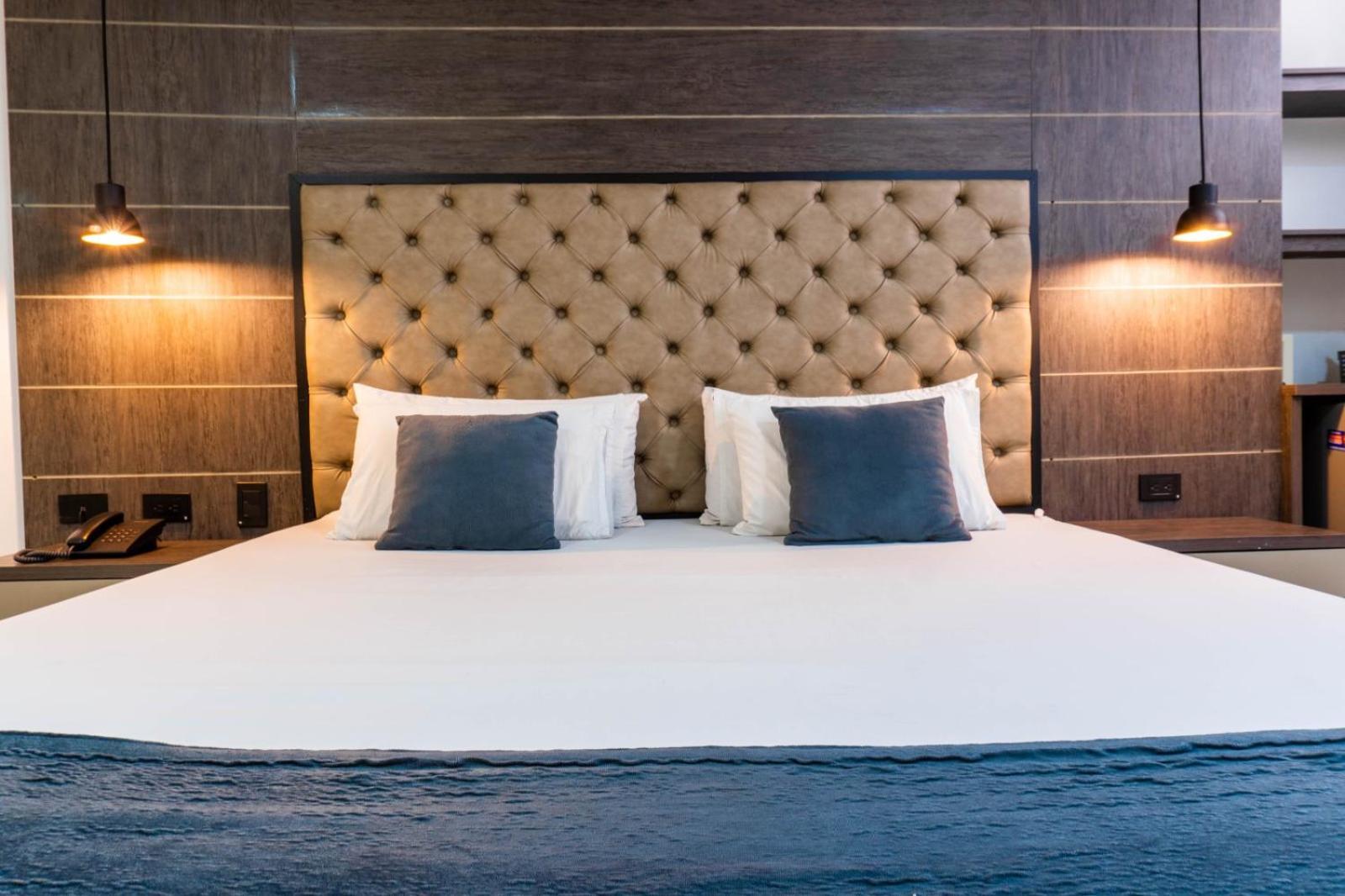 California Center Hotel 3*