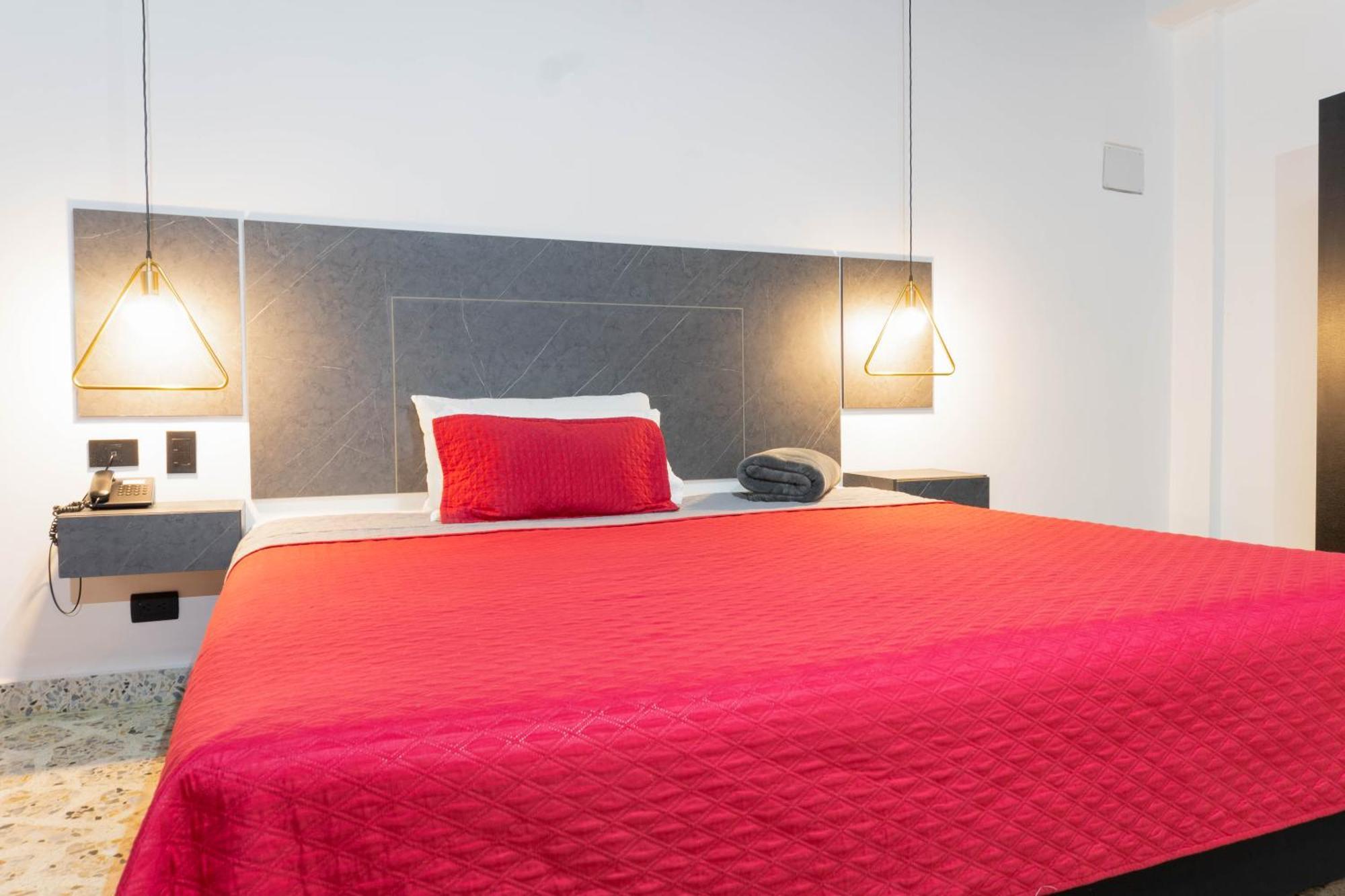 Hotel Ofix 3*